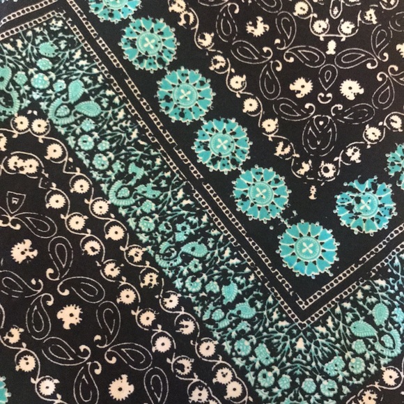 LuLaRoe Leggings - Picture 2 of 2